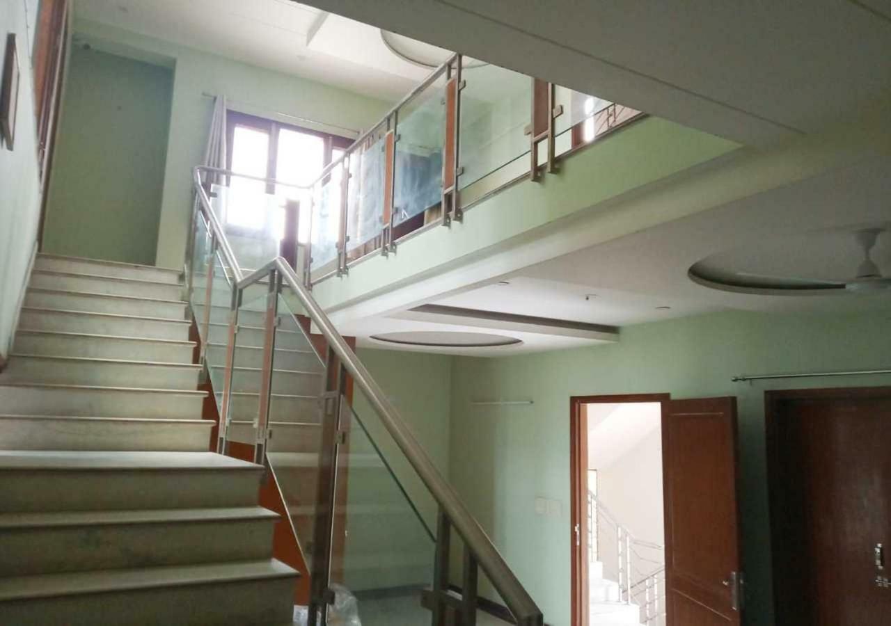 Hotel J P Residency Greater Noida Exterior foto