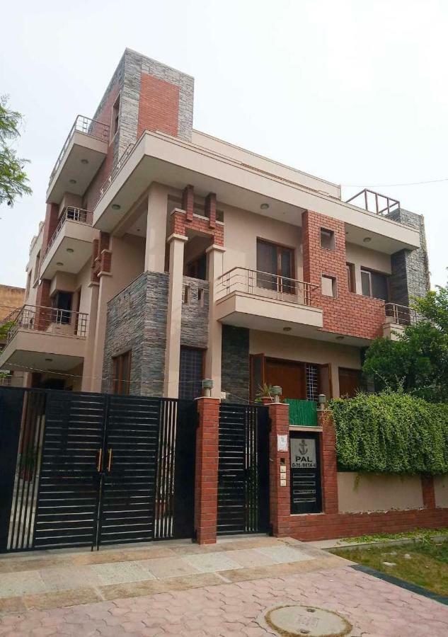 Hotel J P Residency Greater Noida Exterior foto