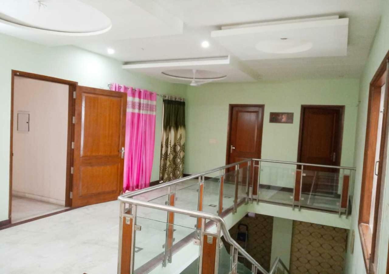 Hotel J P Residency Greater Noida Exterior foto